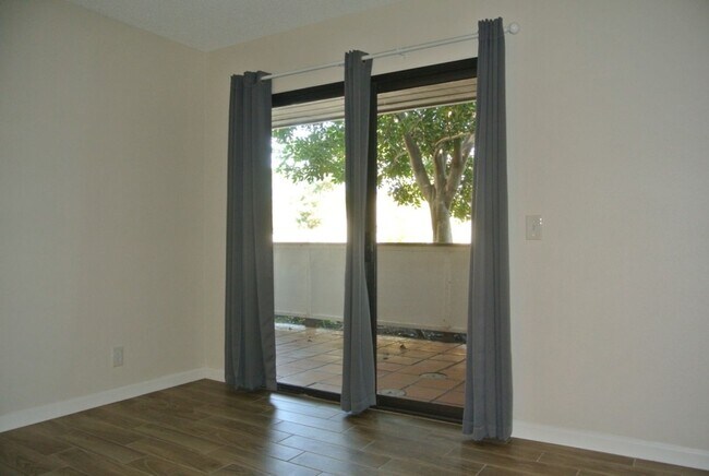 Building Photo - Downstairs Condo in the Shadowridge Aspens Community!~ Shadowridge