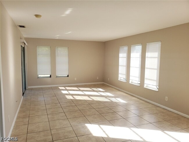 Building Photo - 1103 SW 48th Terrace