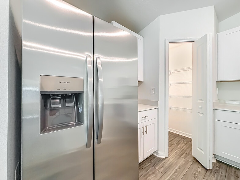 Building Photo - 1352 NW 48th Ter