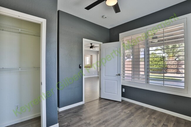 Building Photo - Spacious 4-Bedroom Home with Pool in Gilbe...