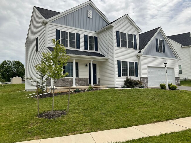 Building Photo - 301 Reserve Ln