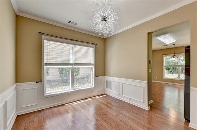 Building Photo - 5740 Crestwick Wy