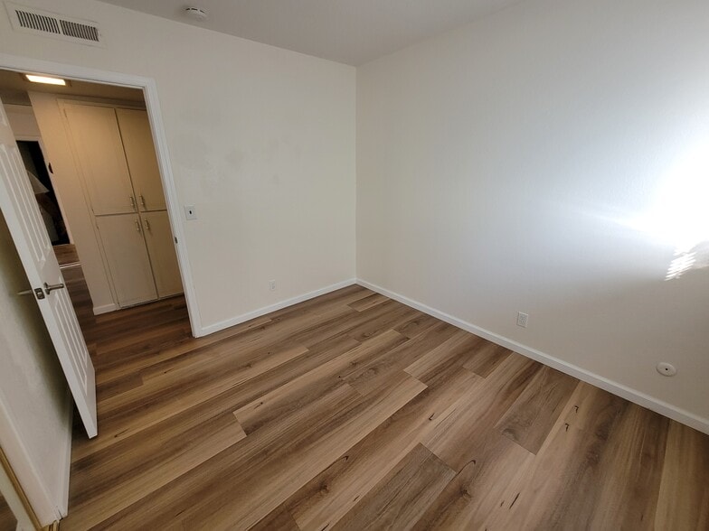 Building Photo - 2776 Kerria Way