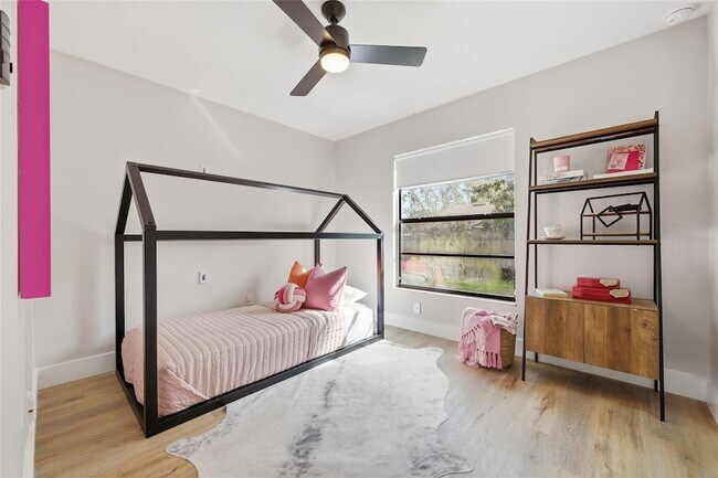 Building Photo - 645 Rosemere Cir