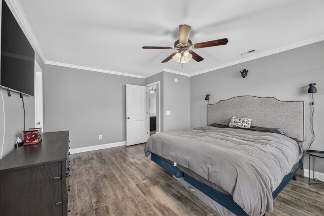 Building Photo - Relax and Unwind in This Sterling Farms Gem