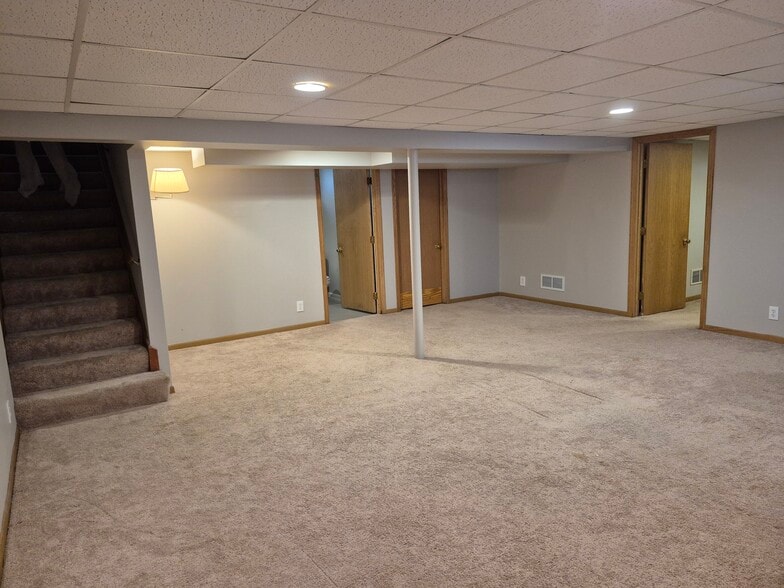 Lower Level Family Room 25'x12' - 2219 W 61st St