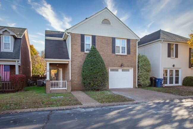 Building Photo - 1129 W Main St