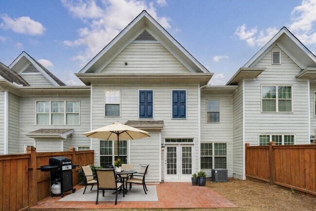 Building Photo - 10293 Midway Ave