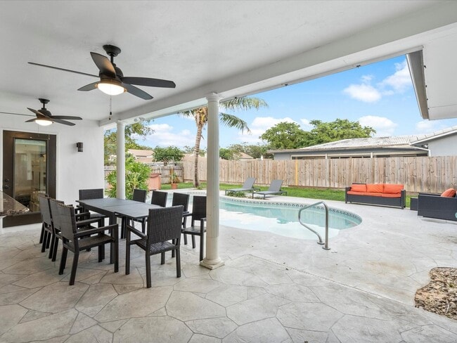 Building Photo - 5191 Sarazen Dr