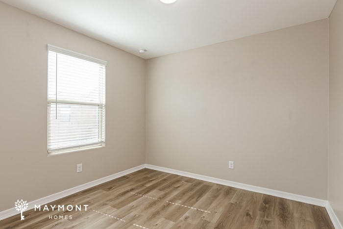 Building Photo - 8126 W Agora Ln