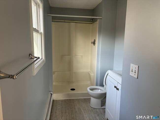 Building Photo - 2105 Reservoir Ave