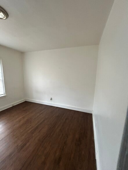 Building Photo - 5515 Alcott Ave