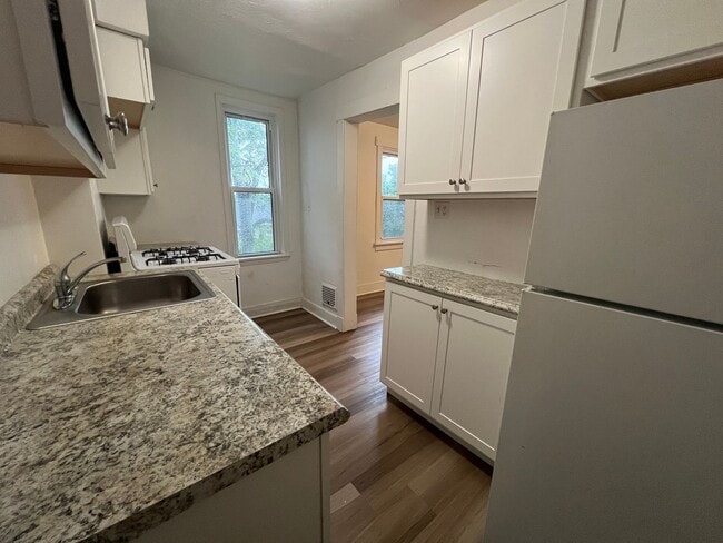 Building Photo - Available August 1, 2026; Lease will end July 27, 2027