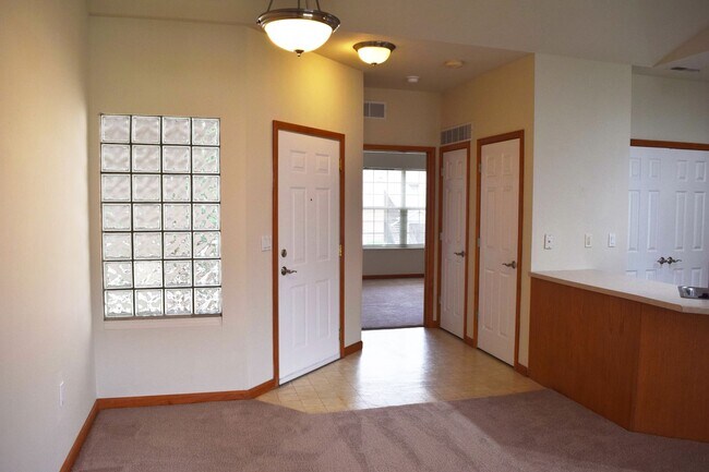 Interior Photo - Crowwood Point Apartments