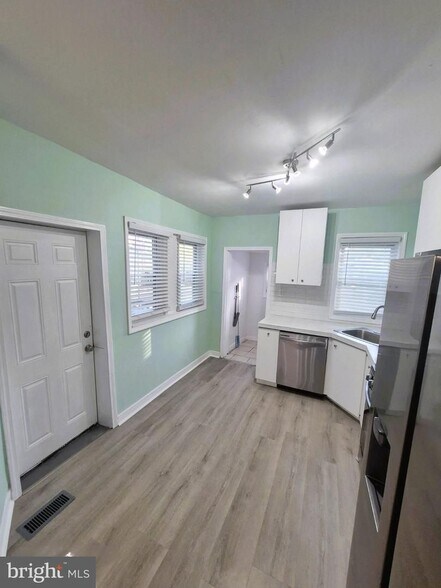 Building Photo - Freshly updated 3-bedroom, 1-bath home in Germantown