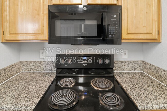 Building Photo - SW!! First floor unit with Balcony!! Gated!! Clubhouse!!  Community pool!! Spa!! Exercise Room!! ...