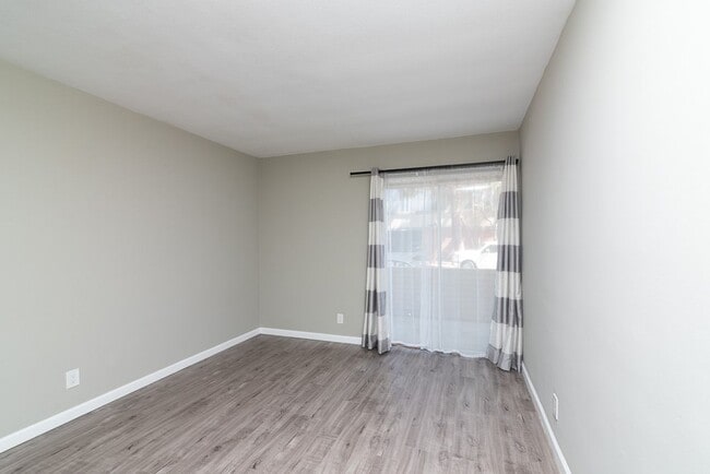 Building Photo - Spacious 2+2 in the Heart of Culver City!