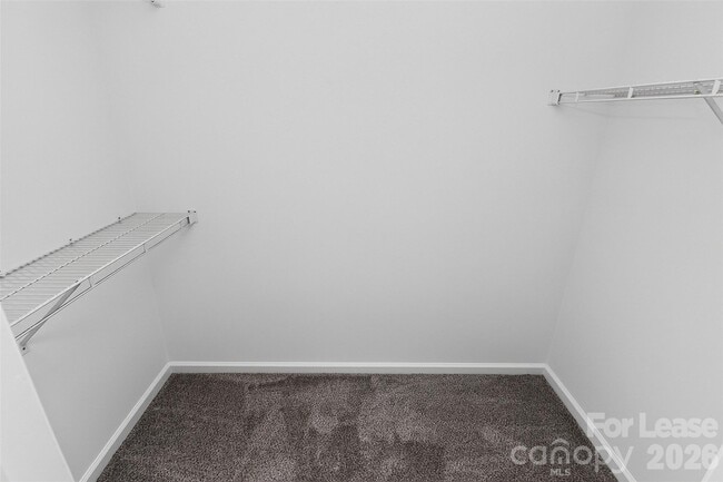 Building Photo - 3411 Pondridge Ct