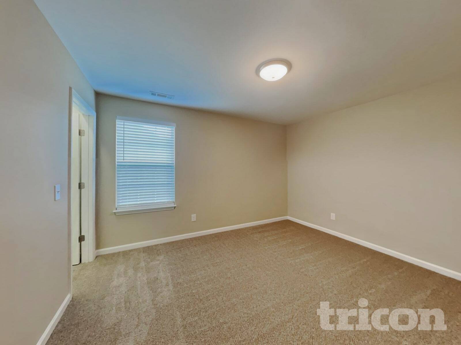 Building Photo - 1080 Paddock Park Cir