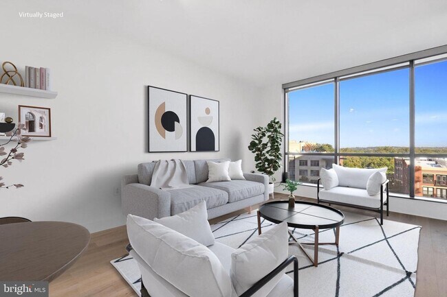 Building Photo - 2bed/1bath at The Odyssey with Garage Park...