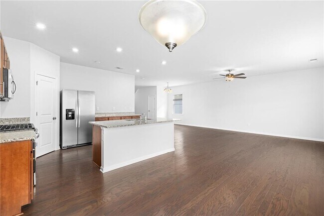 Building Photo - 360 Paulownia Cir