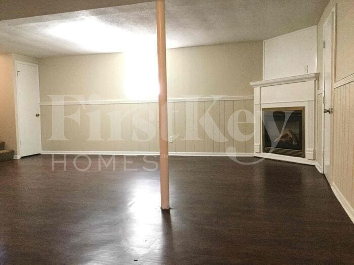 Building Photo - 8634 Lighthorse Dr