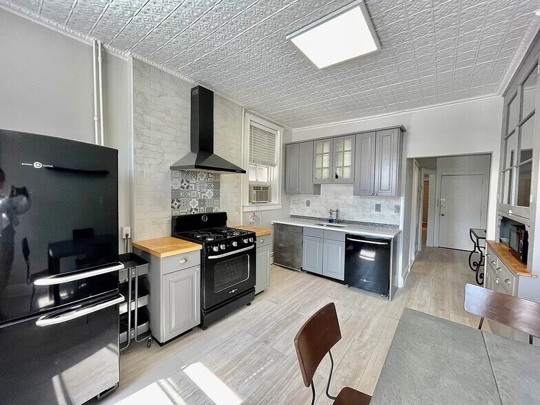 Building Photo - 97 Clifton Terrace