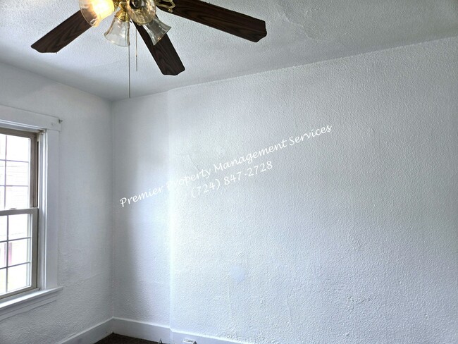 Building Photo - 179 N Elm St