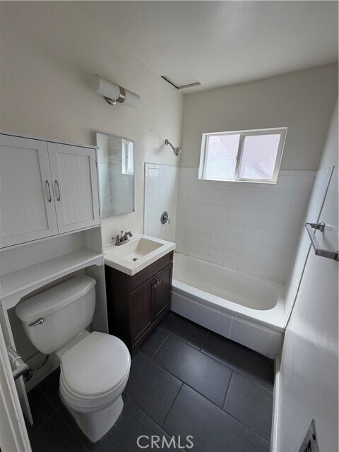 Building Photo - 16826 New Hampshire Ave