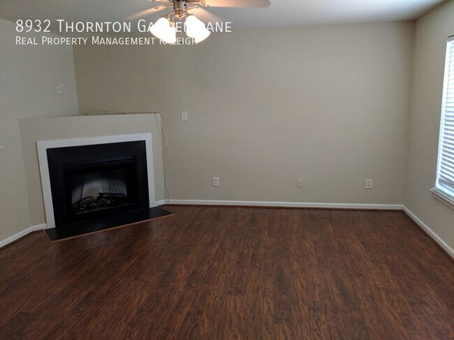 Building Photo - 8932 Thornton Garden Ln