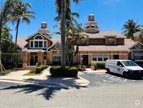 Building Photo - 15680 SW 106th Ln
