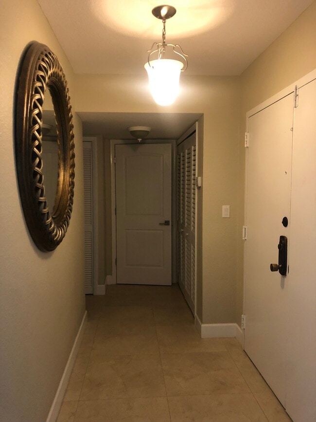 Building Photo - 5700 SW 127th Ave