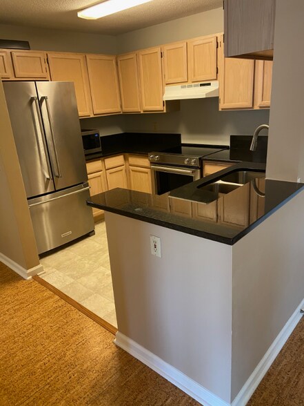 Building Photo - 900 Taylor St