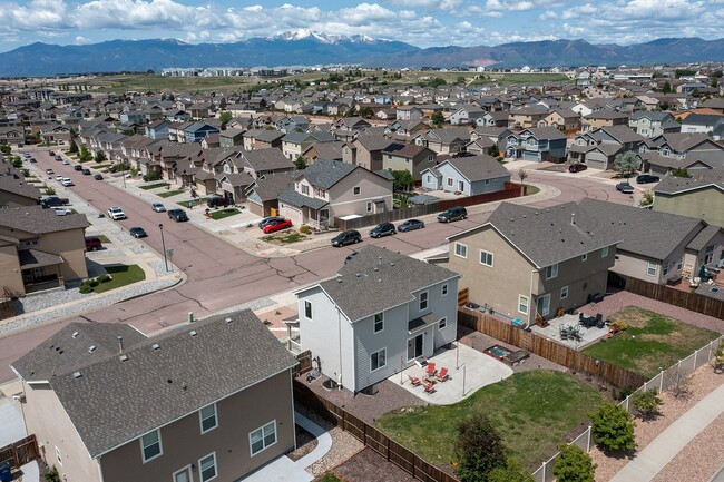 Building Photo - 7256 Red Cardinal Loop