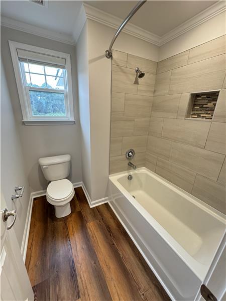 Building Photo - 111 Como Dr