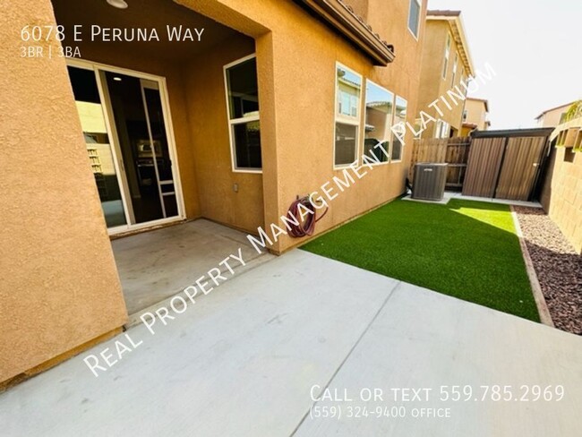 Building Photo - $2,195 Fowler & Belmont, 3 Bed - E. Peruna...