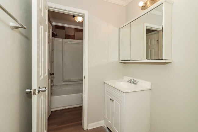 Building Photo - 5539 Hall Cir