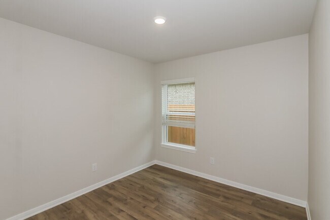Building Photo - 424 San Miguel Crk Dr