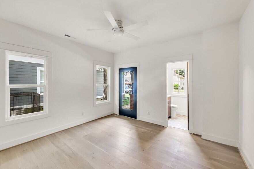 Building Photo - 4115 4th Ave S