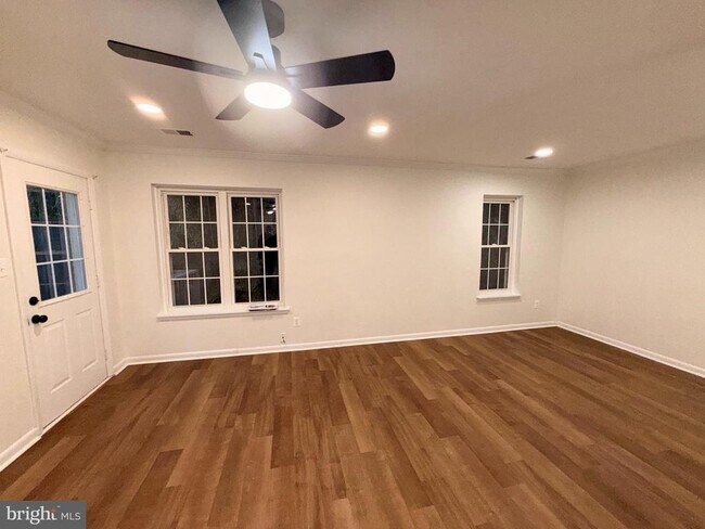 Building Photo - 1340 Rigbie Hall Ct