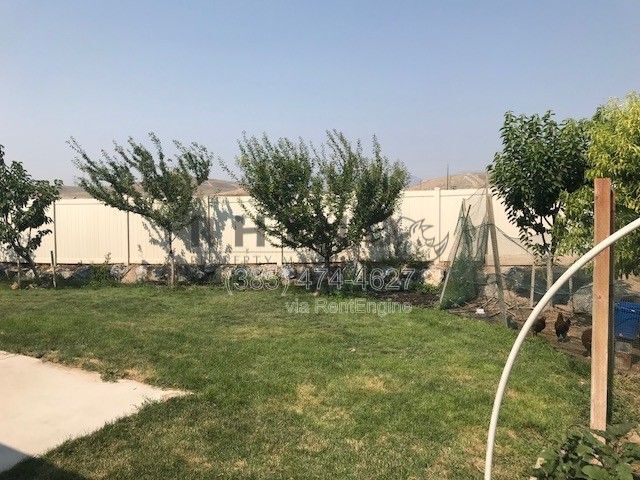 Building Photo - 1919 N Sego Lilly Dr