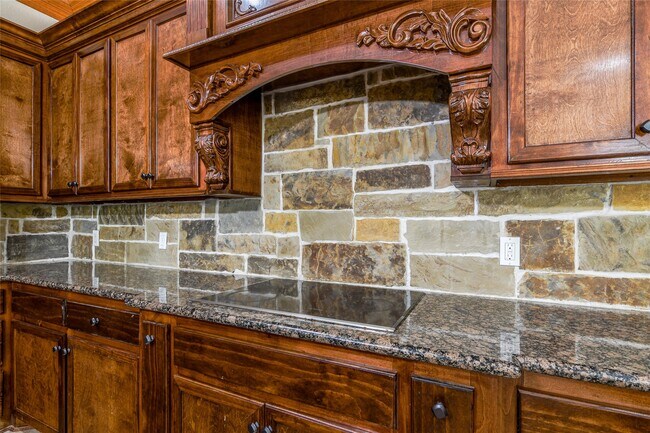 Building Photo - 12446 Willis Waukegan Rd