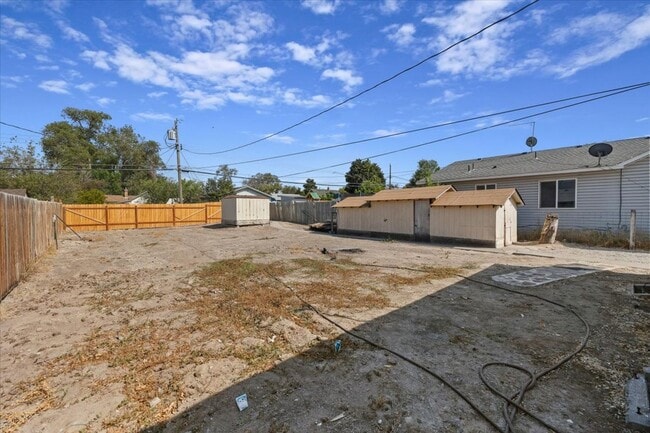 Building Photo - 270 Quincy St
