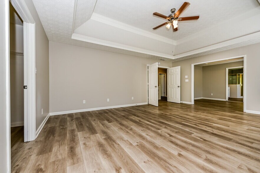 Building Photo - 135 Stratmore Pl