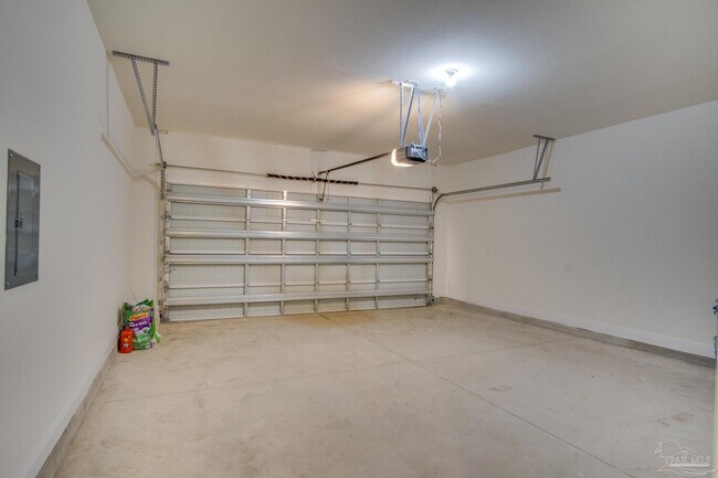 Building Photo - 4620 Sago Palm Cir