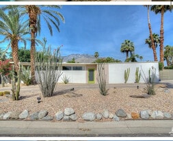 Building Photo - 645 S Canon Dr