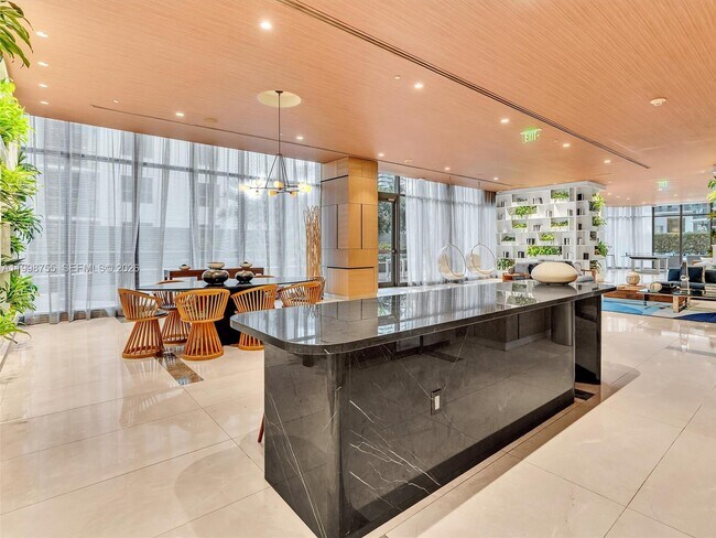 Building Photo - 45 SW 9th St