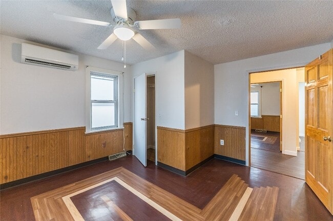 Building Photo - 9578 Vestal Pkwy W