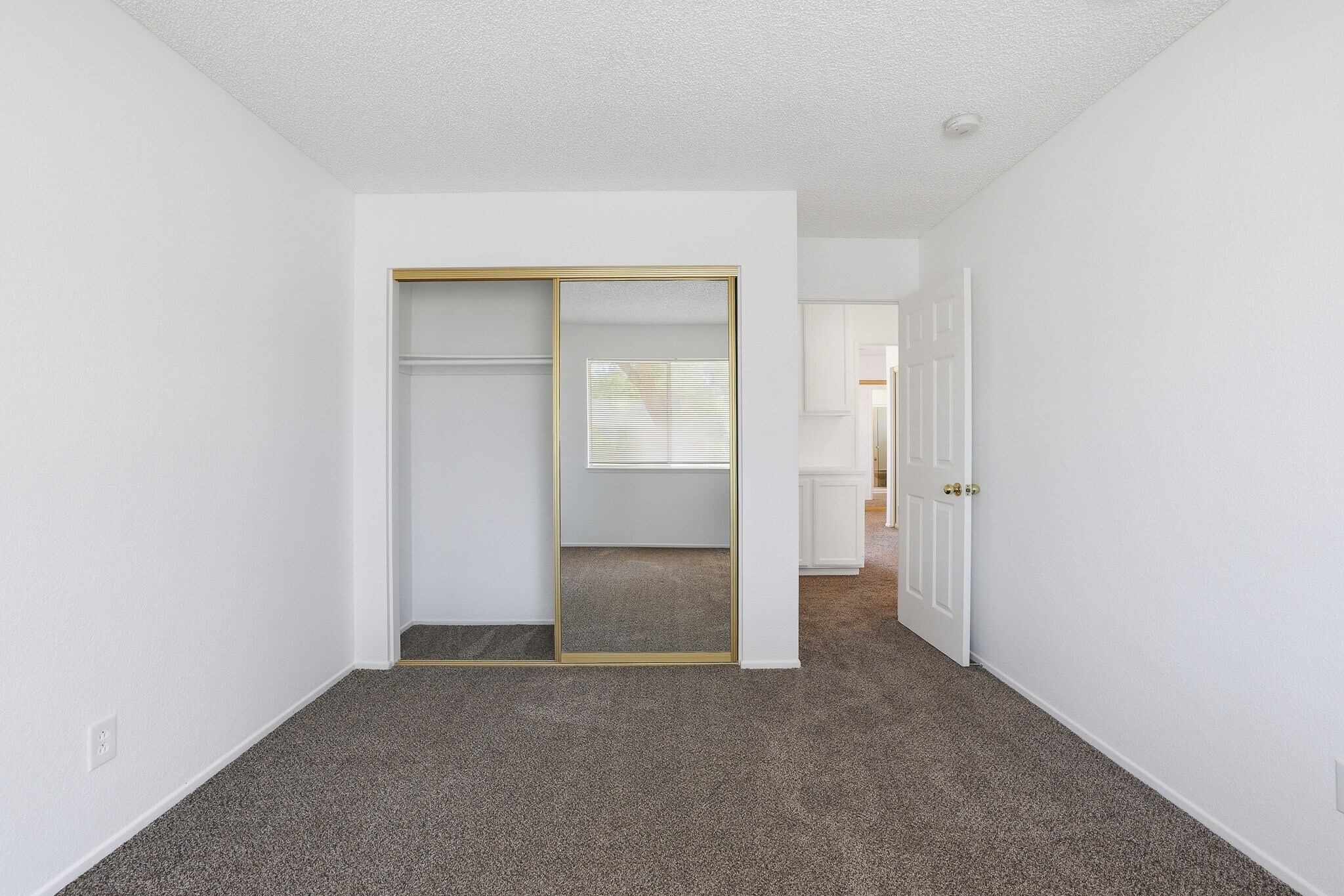 Building Photo - 9837 E Avenue R10