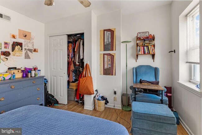 Building Photo - 1608 Swain St